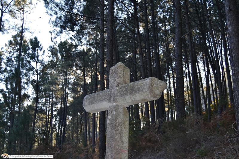 Caminho Central Português para Santiago - Conservação da Cruz dos Franceses na Serra da Labruja -...